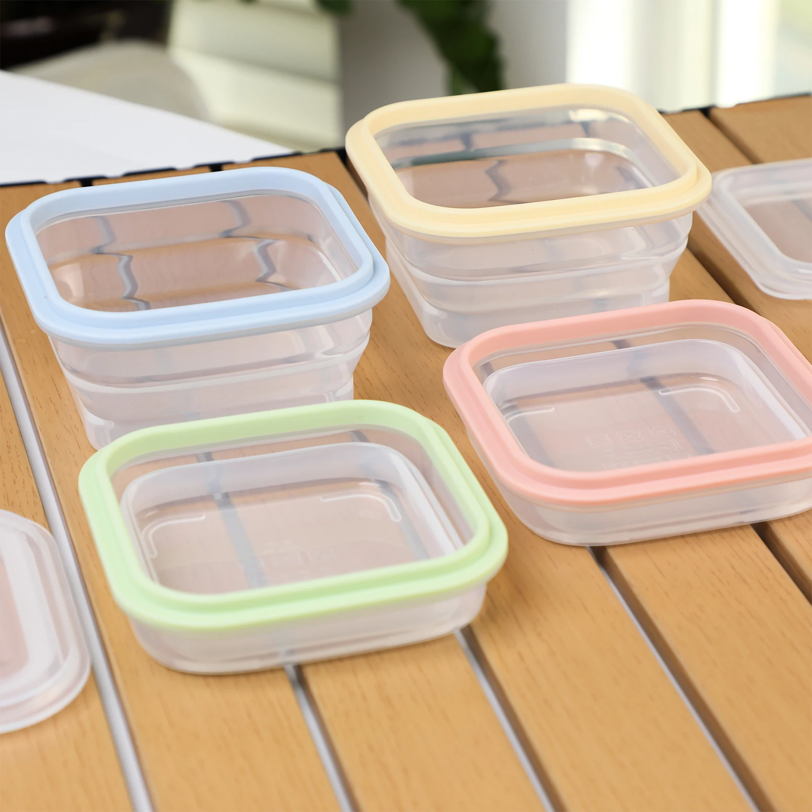Silicone Snack Containers for Kids Food Containers with Lids, Fruit Container for Lunch, Foldable Lunch Container for Kids thumbnail 2