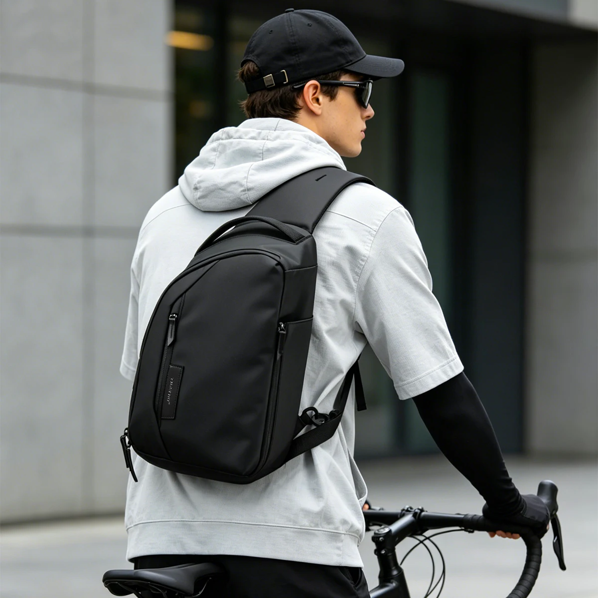 Tigernu Fashion Men's shoulder bag Travel Chest bags for men Water-Resistant Sling bag Cross bag Large capacity 11inch IPad Bag thumbnail 2