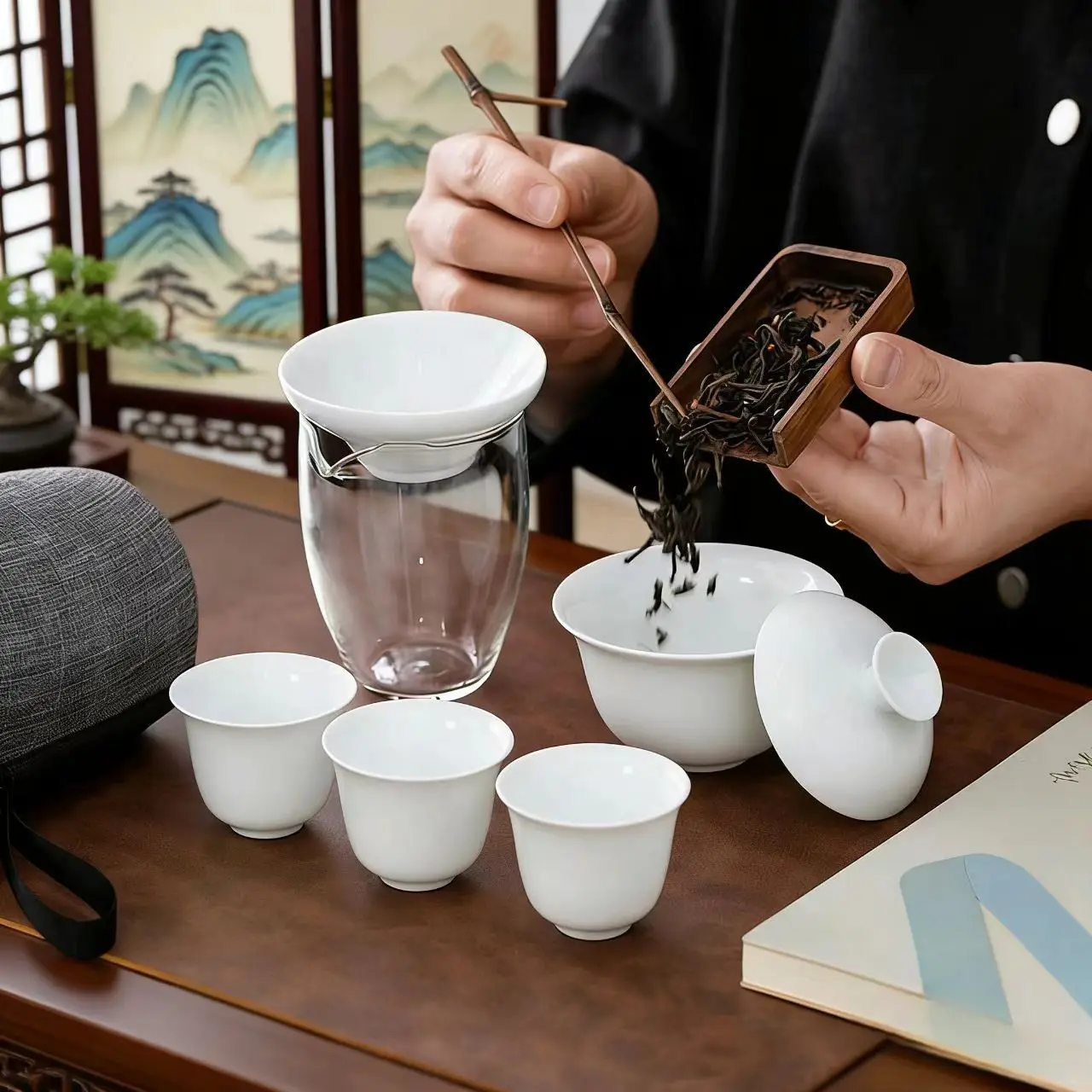 White Porcelain Sancai Gaiwan Travel Kung Fu Tea Set, Portable Quick Cup with Glass Teacup, Minimalist Tea Kit with Storage Bag thumbnail 5