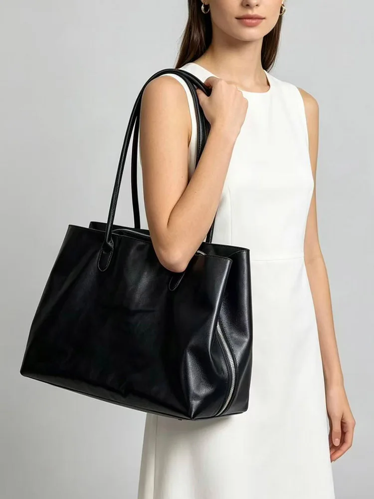 Handheld Travel Bag for Women 2026 New Korean Style Casual Tote Bag Large Capacity Messenger Bag Luggage Bag Underarm Bag thumbnail 2