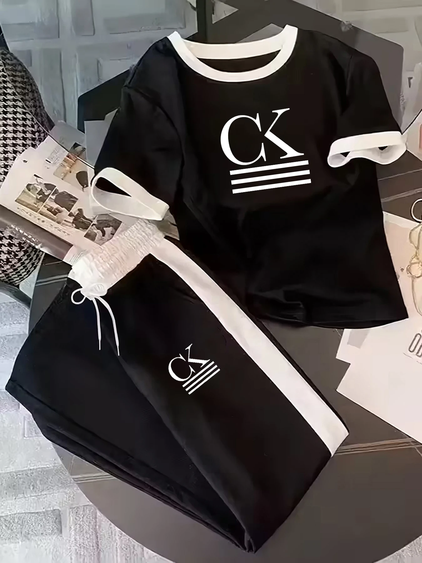 Summer Breathable Thin Color-Blocked Casual Sports Suit, Printed Short-Sleeved Shorts Two-Piece Set, Refreshing and Age-Reducing Outfit thumbnail 6