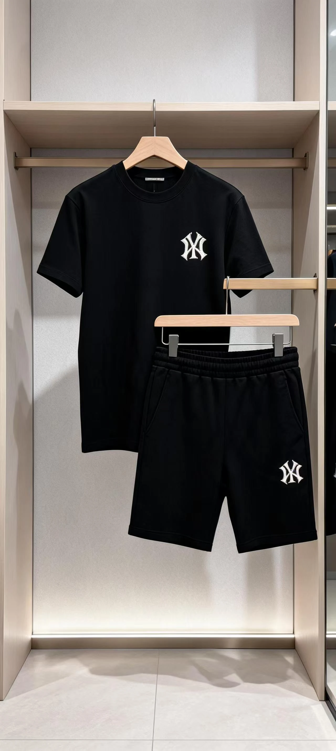 New hot selling 2026 men's two-piece sportswear short sleeved T-shirt and pants set running fitness summer thumbnail 5