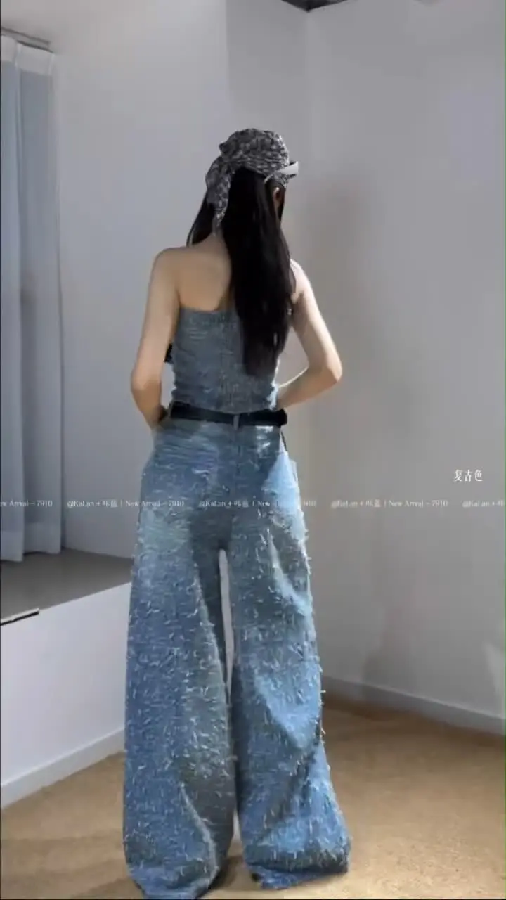 Y2K Washed Denim Two-Piece Set – Halter Corset Top & Distressed Wide Leg Jeans thumbnail 5