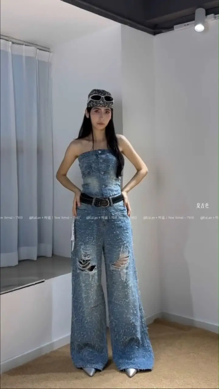 Y2K Washed Denim Two-Piece Set – Halter Corset Top & Distressed Wide Leg Jeans