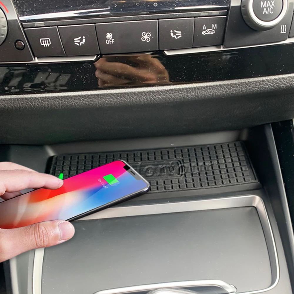 Car Center console wireless charger For BMW 3 4 series F30 F31 F33 F35 F34 F32 F36 M4 F82 phone holder charging Pad fast charge thumbnail 5