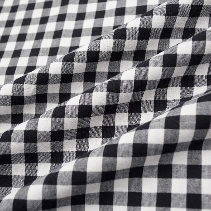 Black white check