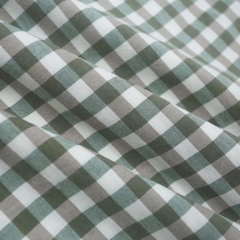 Green-grey grid