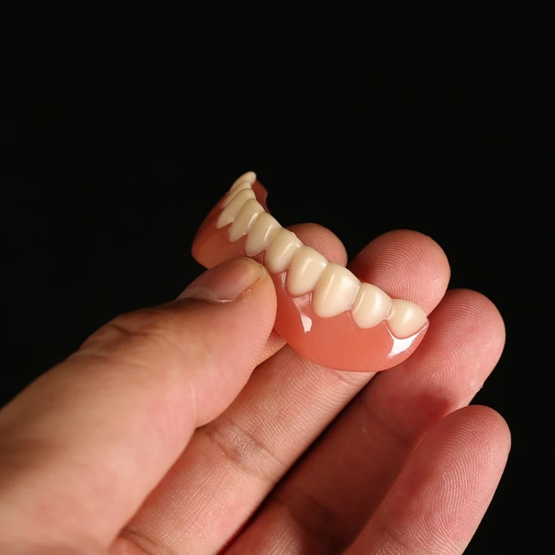 Lower teeth