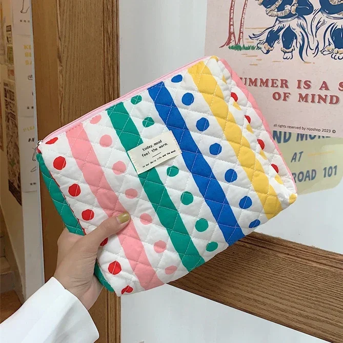 B color dot
