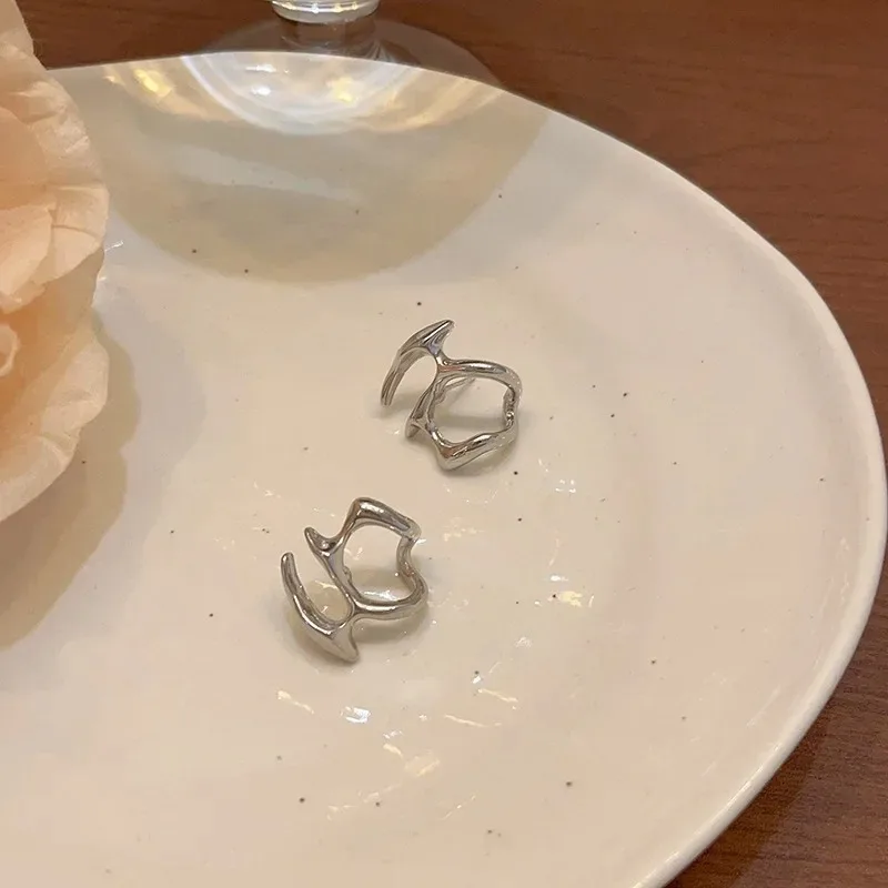 liquid earrings