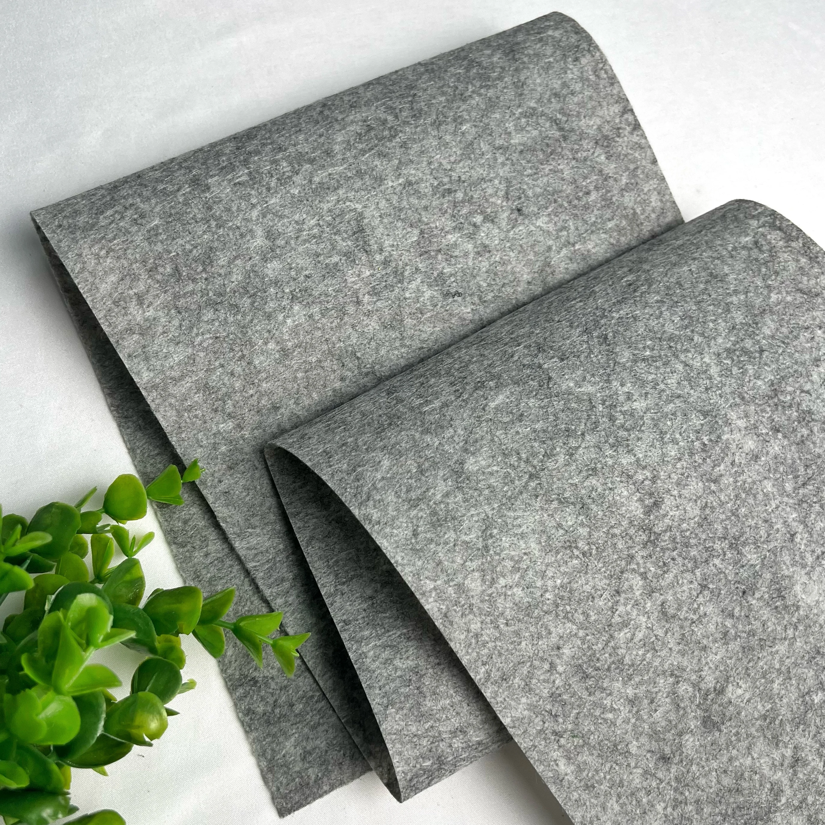 1pc  Gray whit