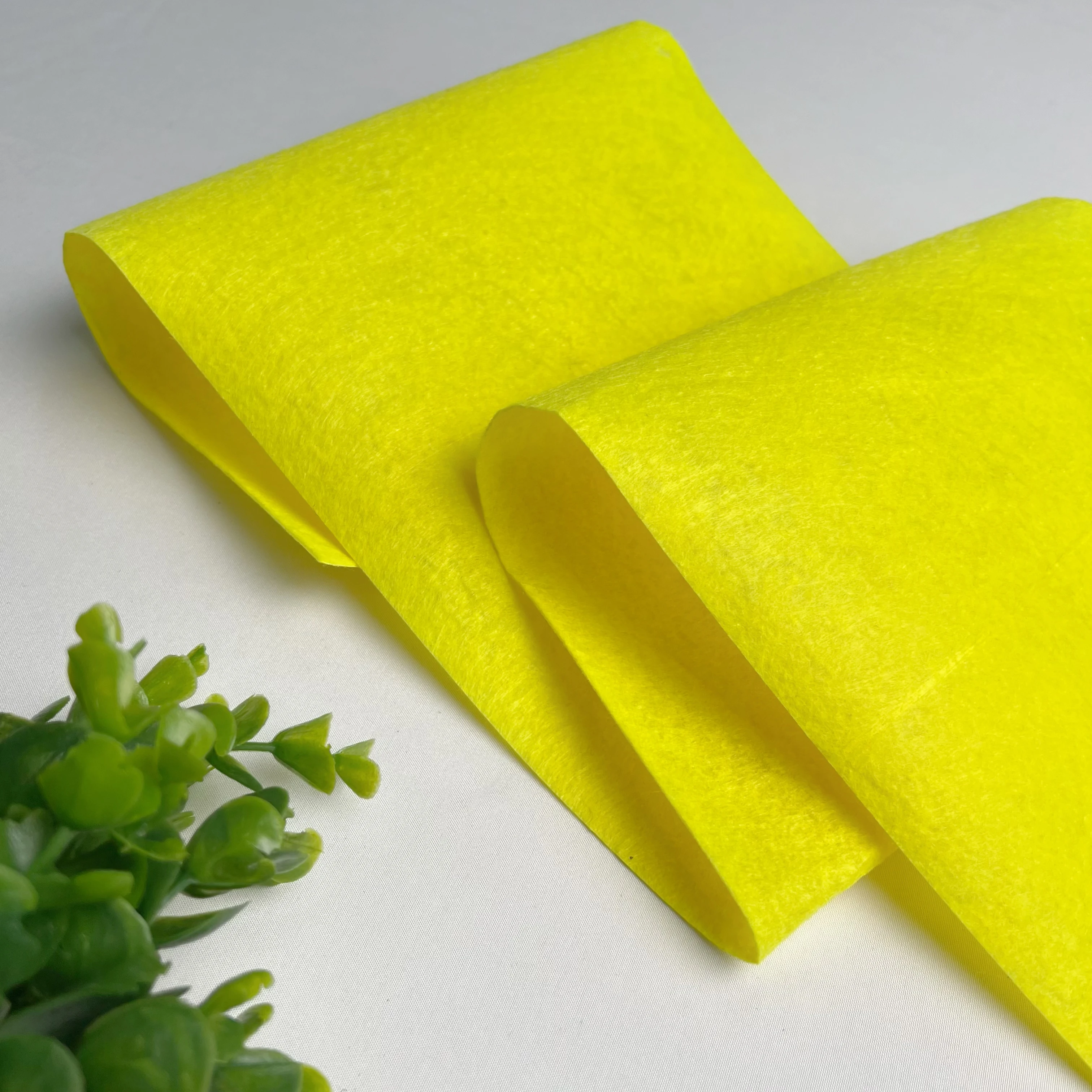 1pc  Hot Yellow