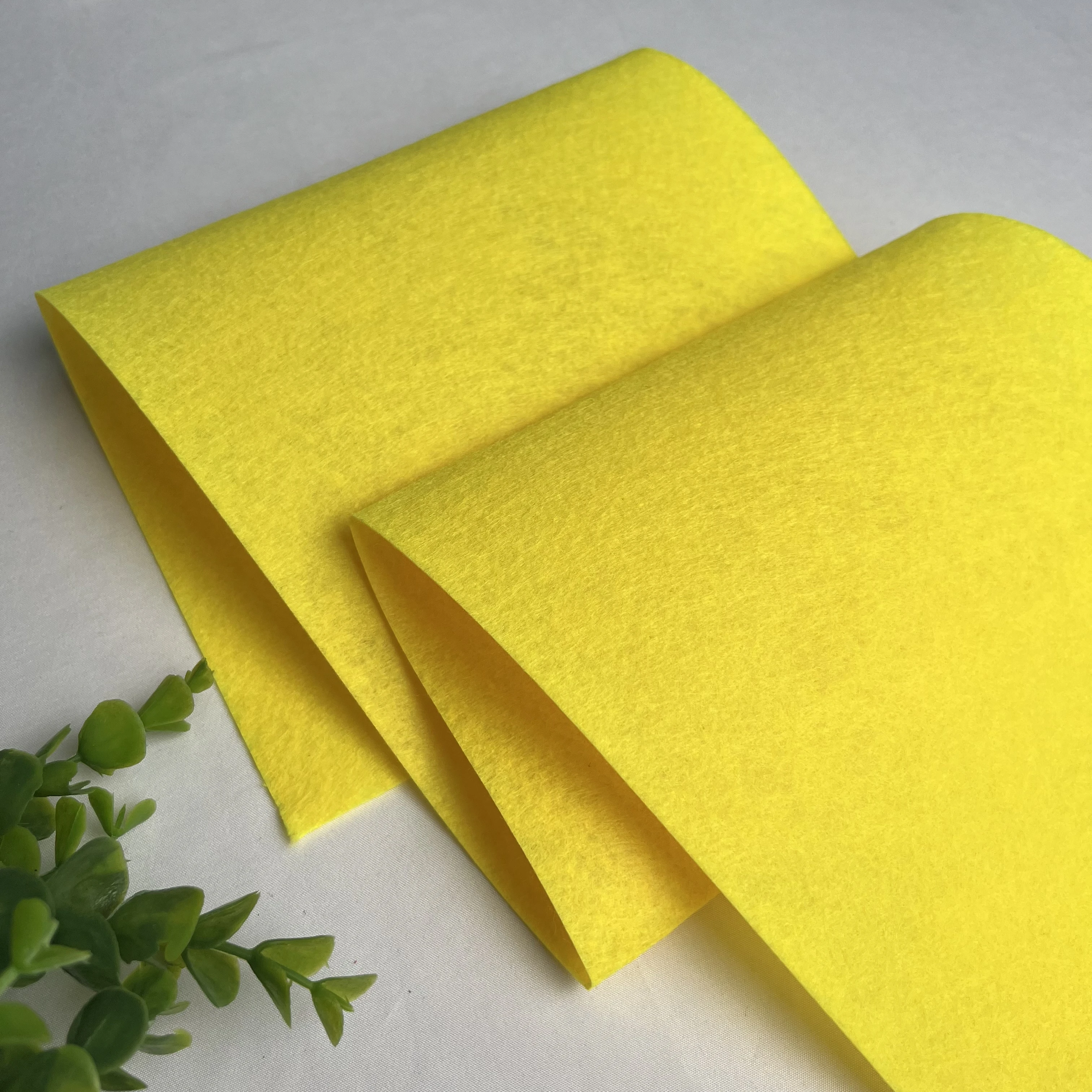1pc  Lemon Yellow