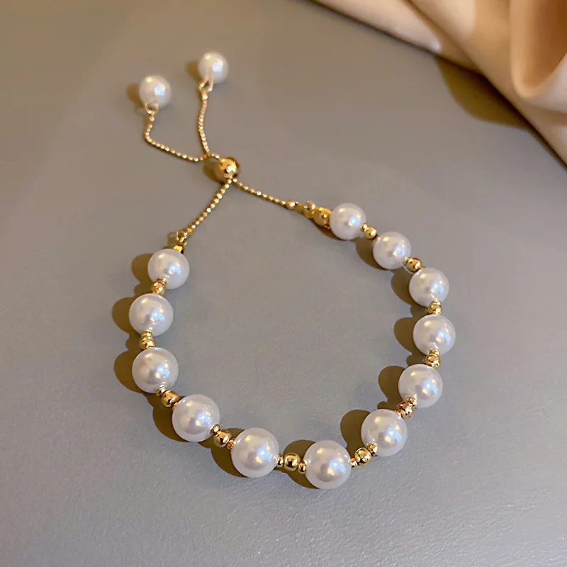 Pearl bracelet