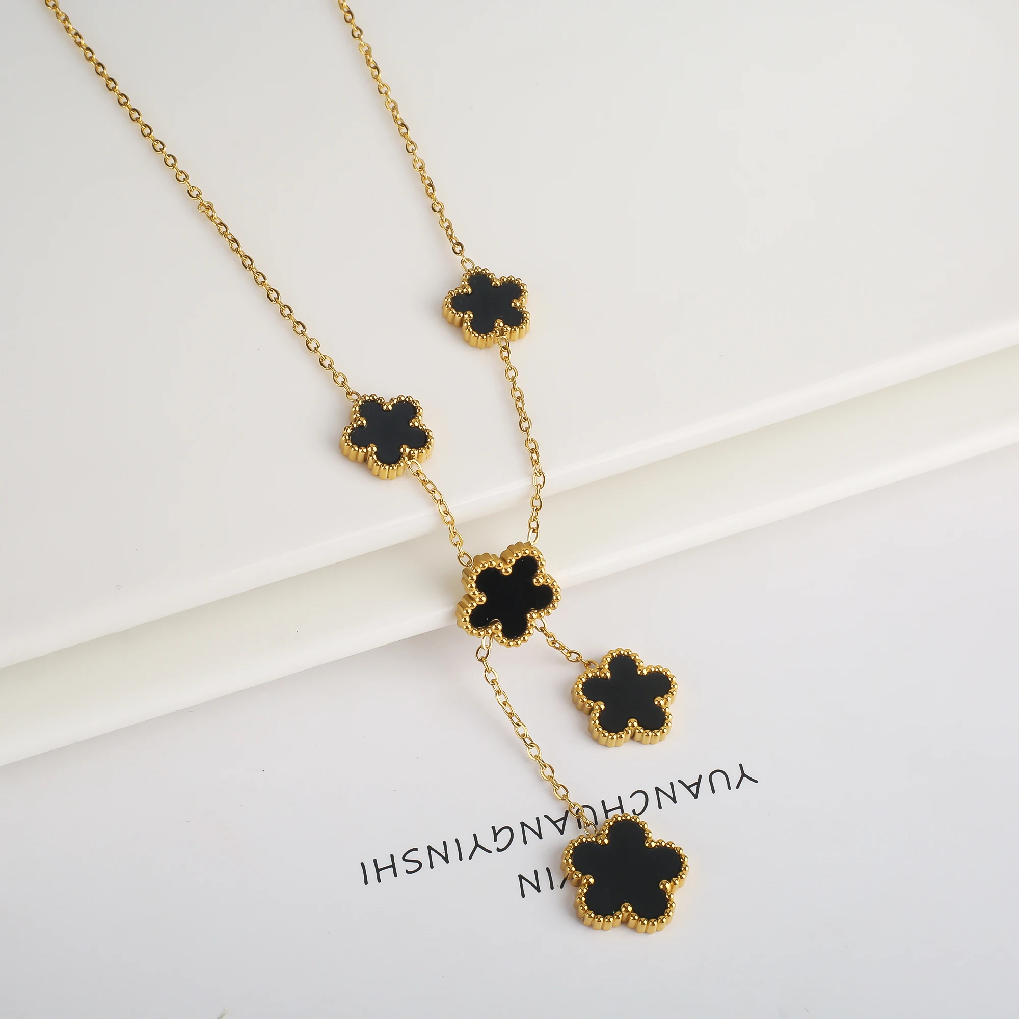 Necklace 16