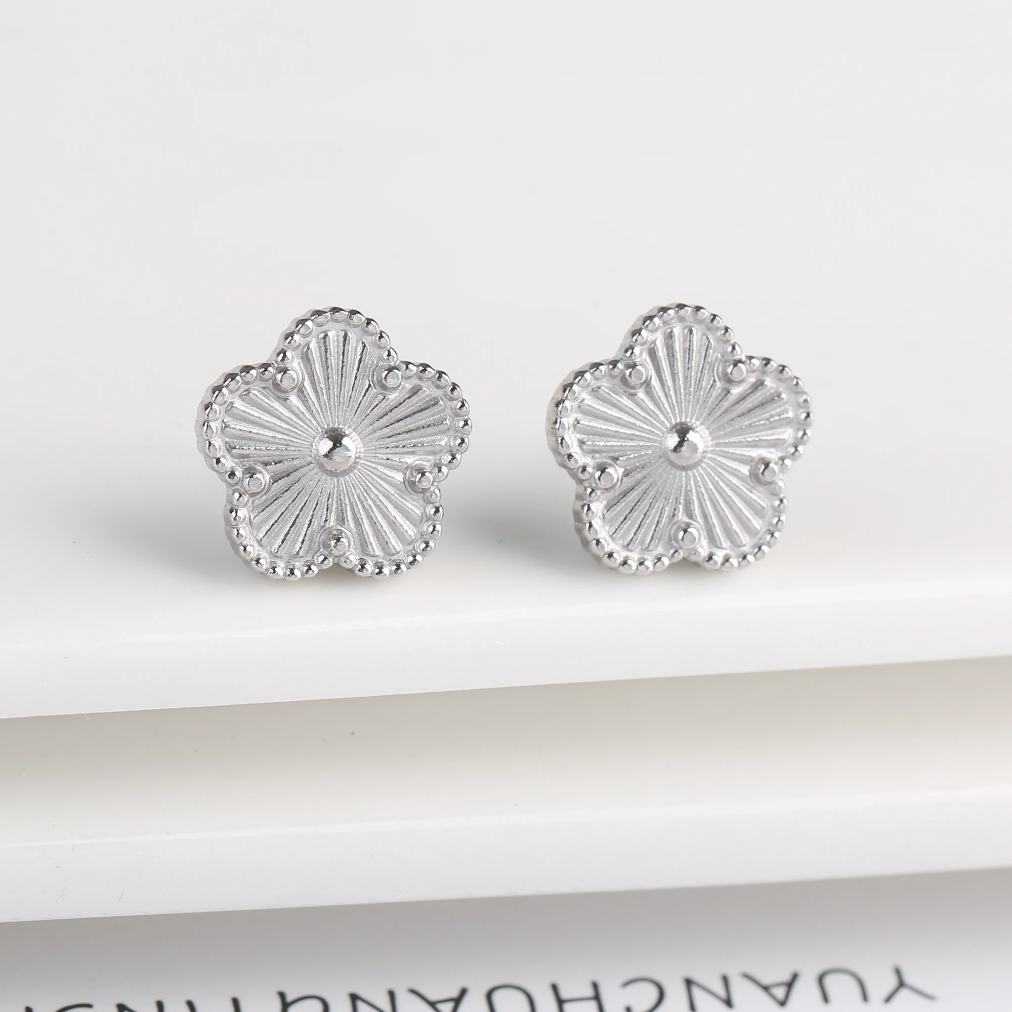 Earings 3
