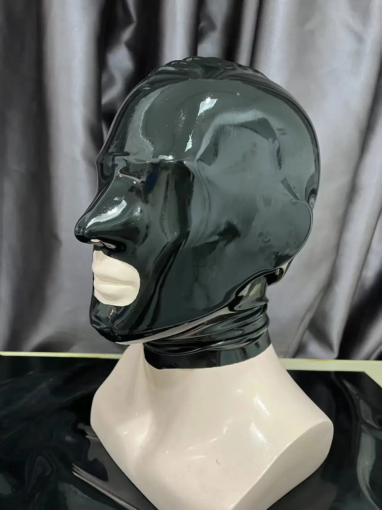seamless hood1