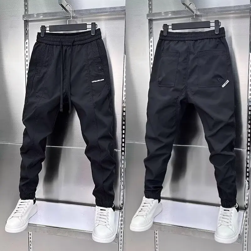 Black-561