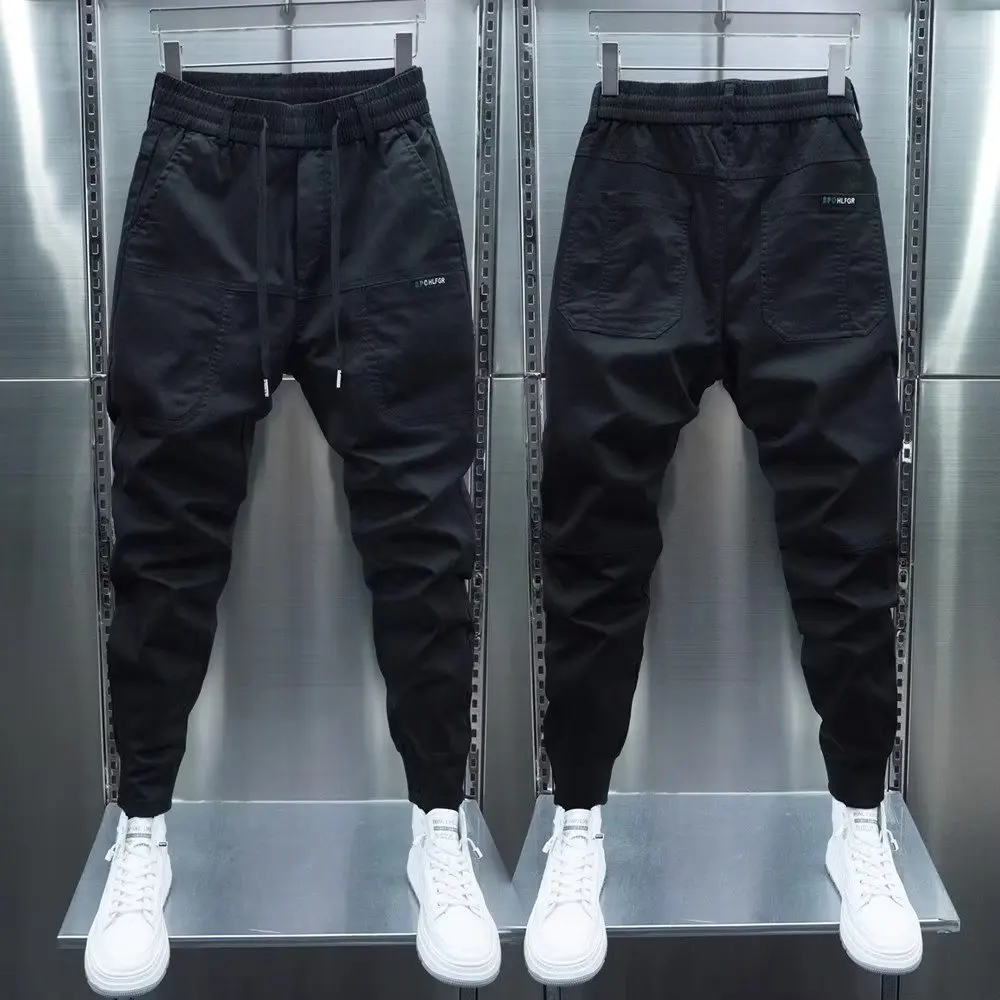 Black-884