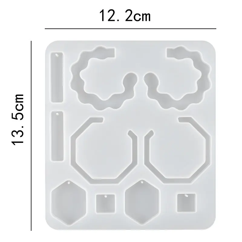 13.5x12.2cm