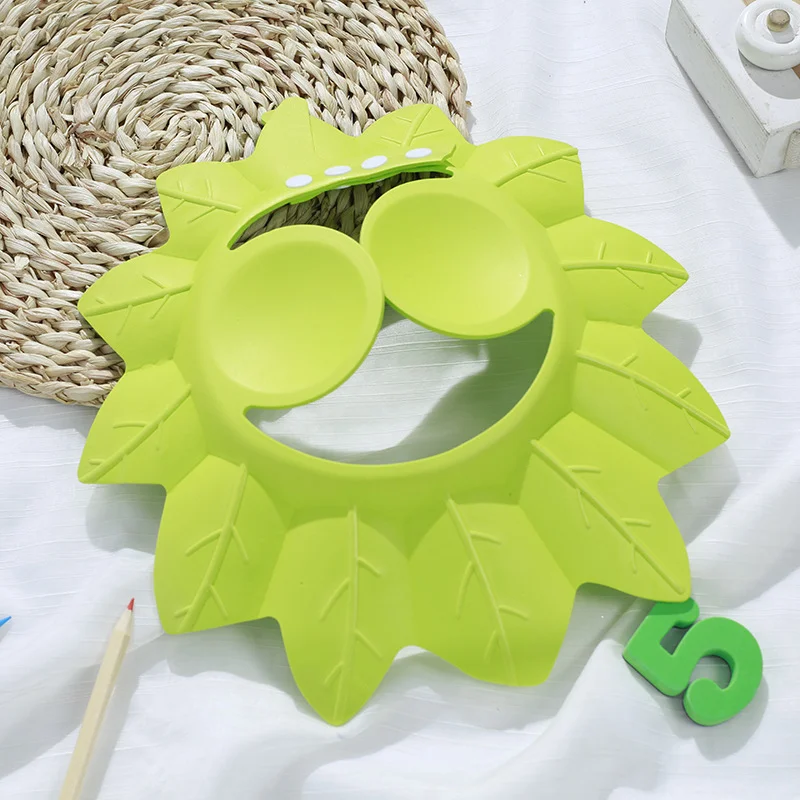 Green maple leaf