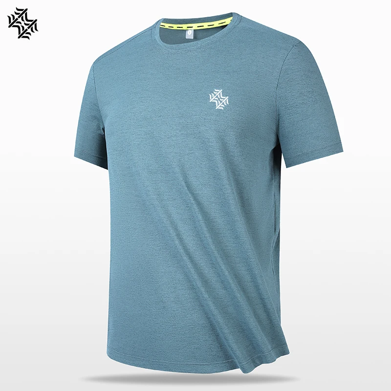 83530Light green