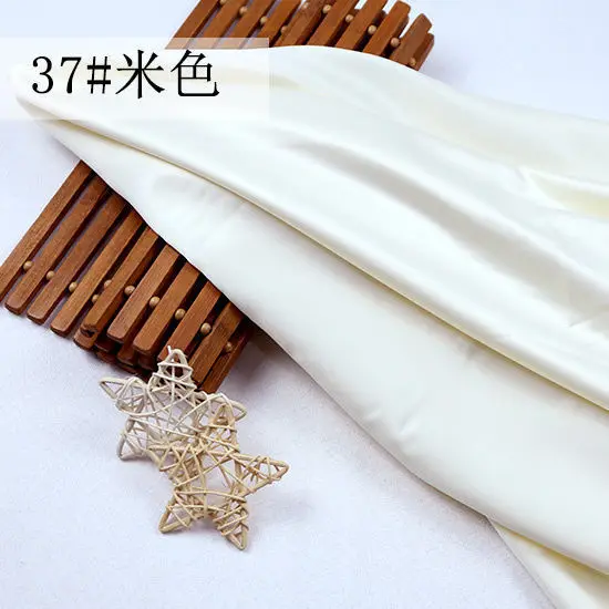 37 beige