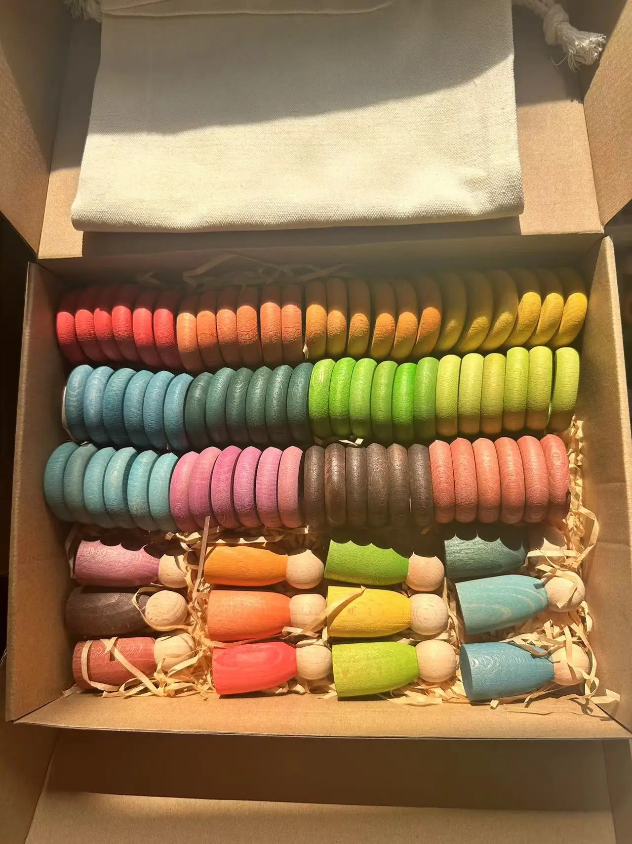 rainbow in box 84