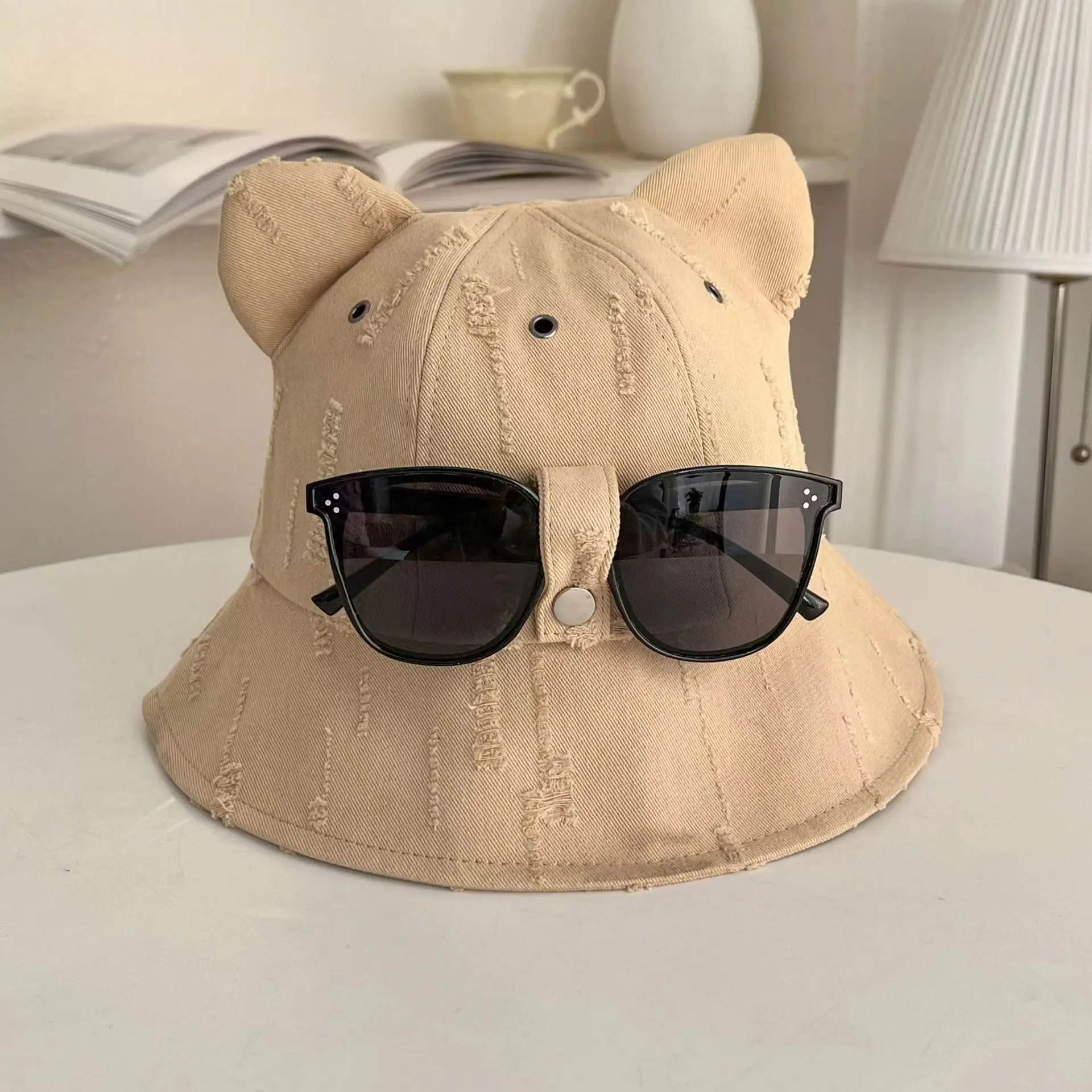 khaki
