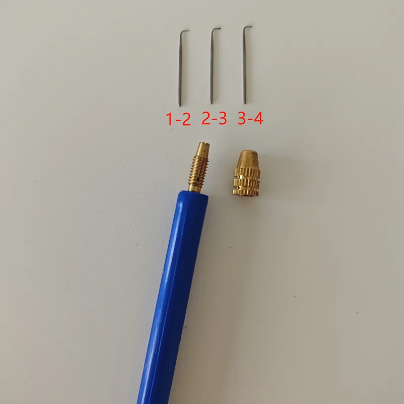 1 Blue and 3 Needles