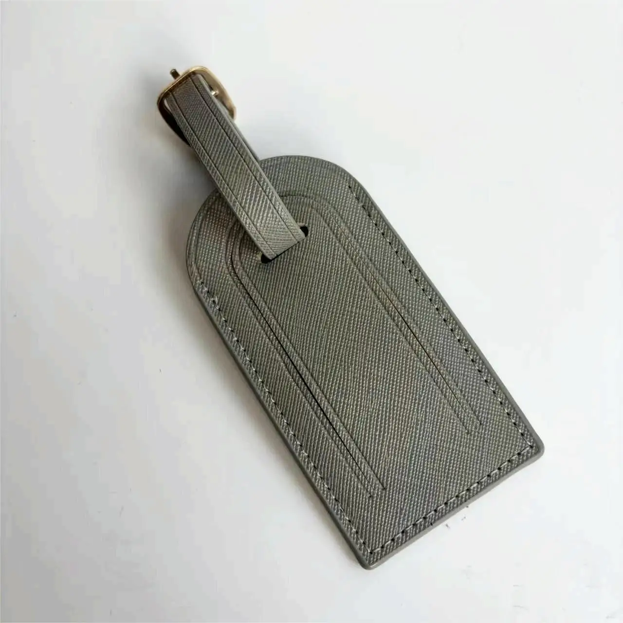 grey tag