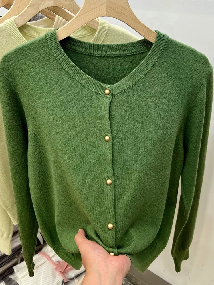 Fruit green