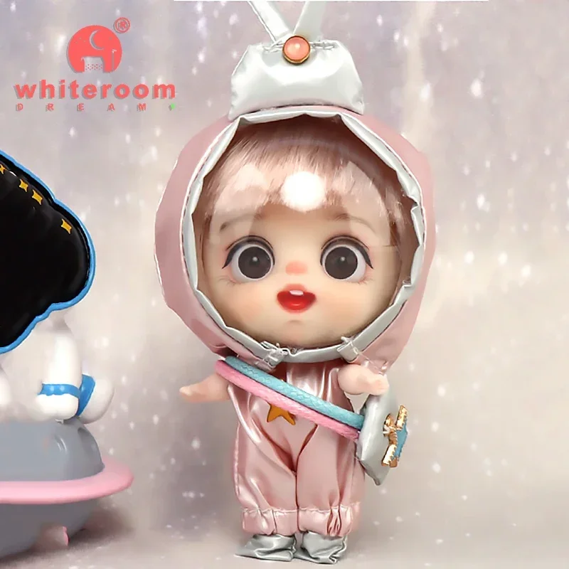 Astronaut 006 pink