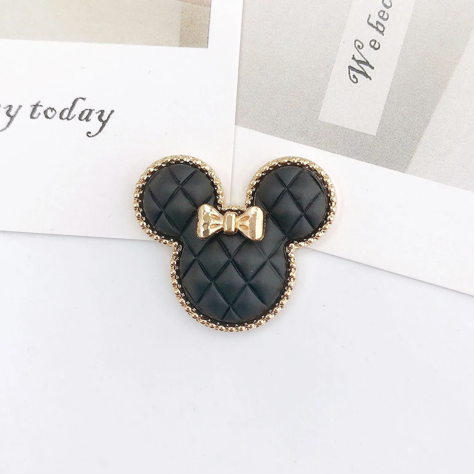 D1698 Black