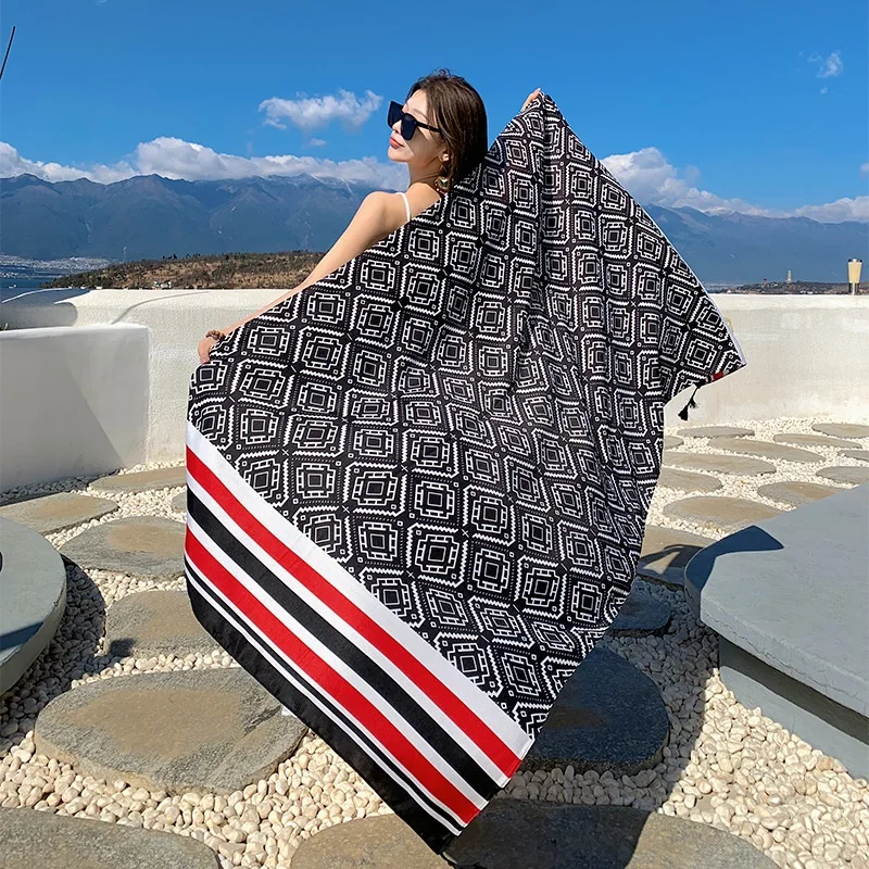 20 Striped square