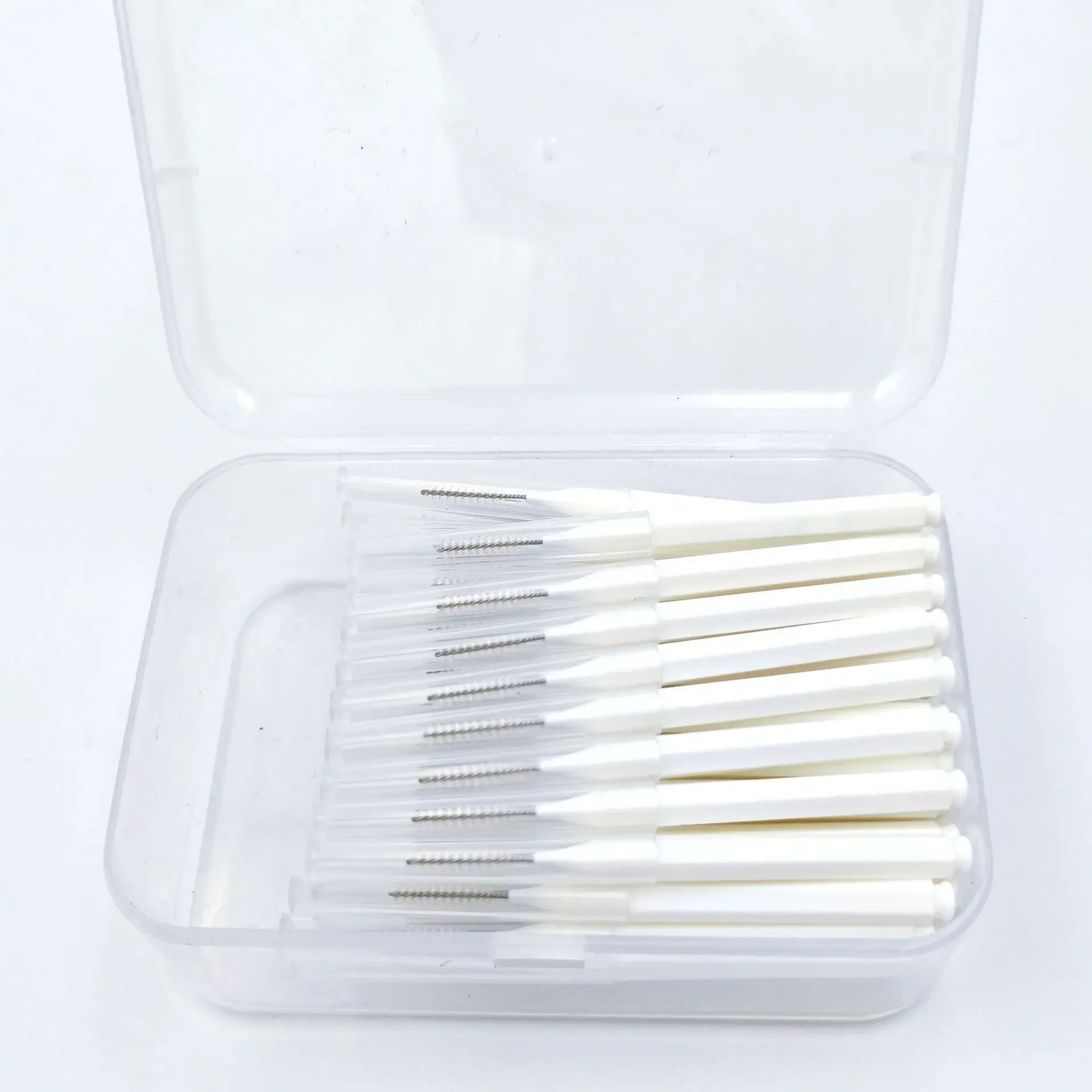 0.7 mm white