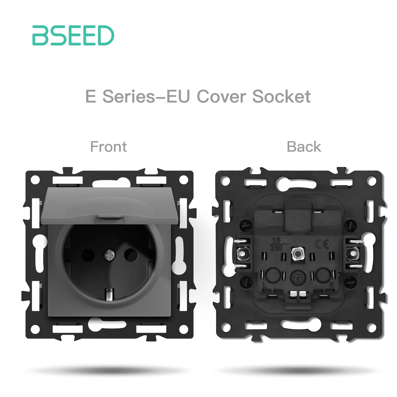 Socket with cover