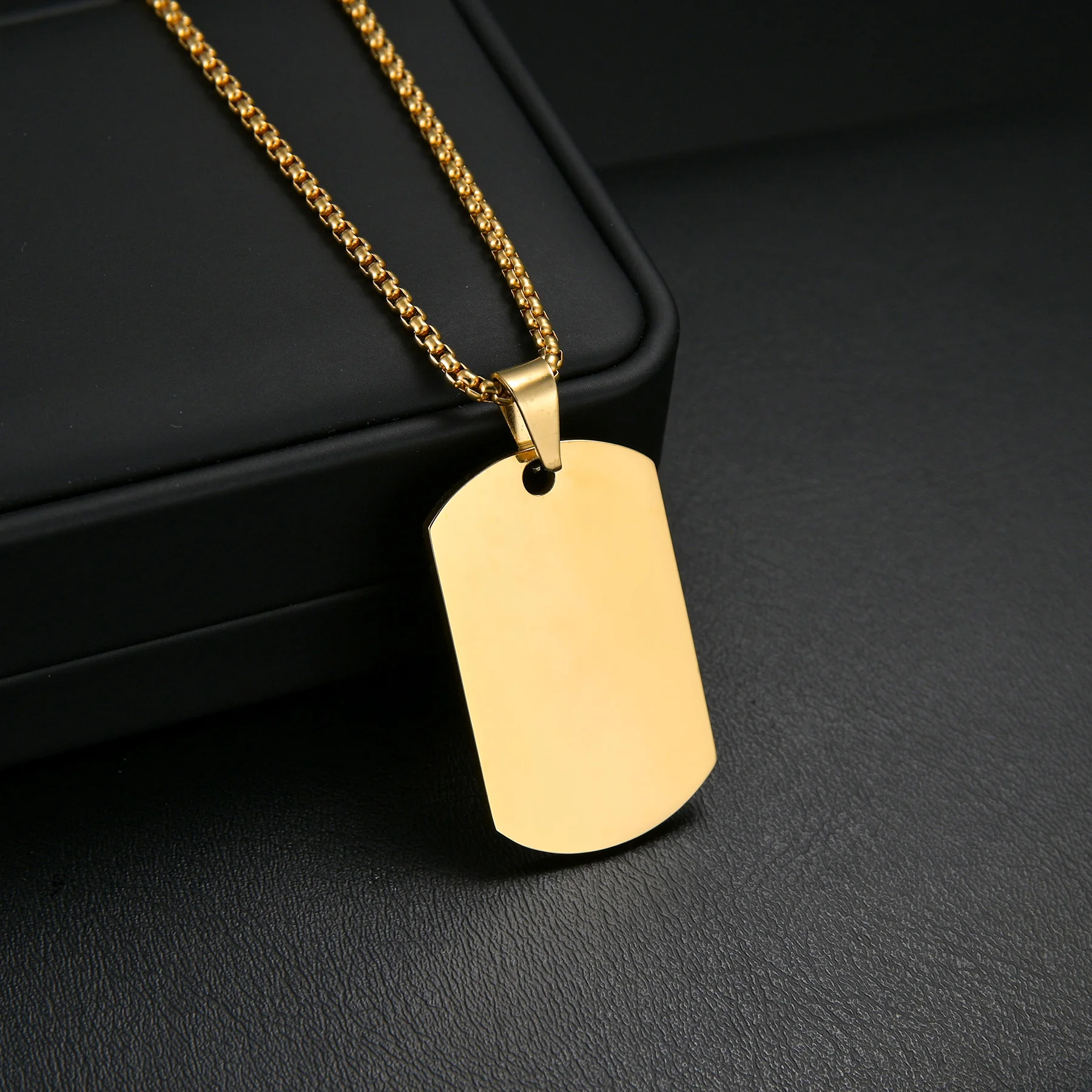 FZZ Chain 02