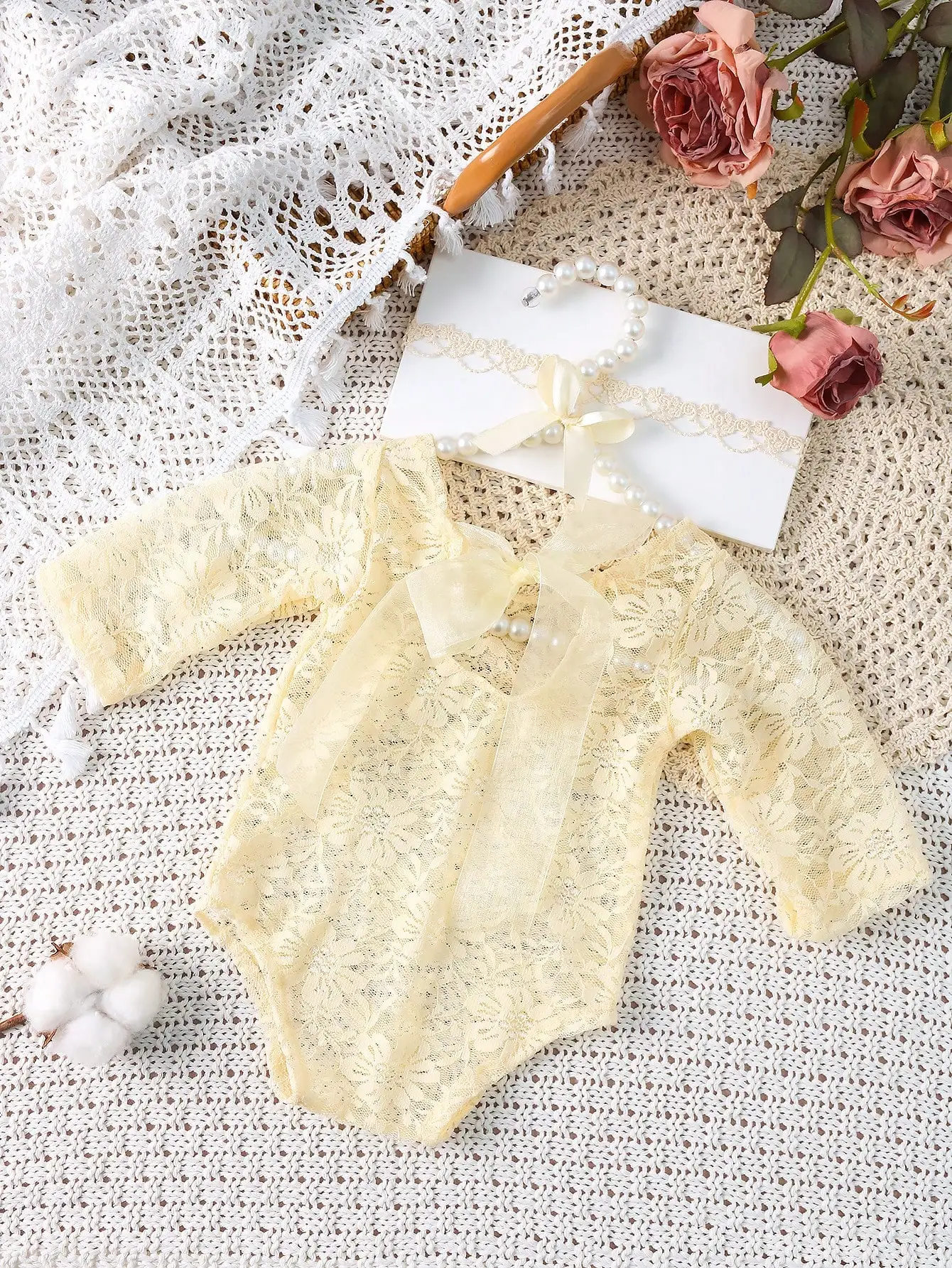  Light Yellow