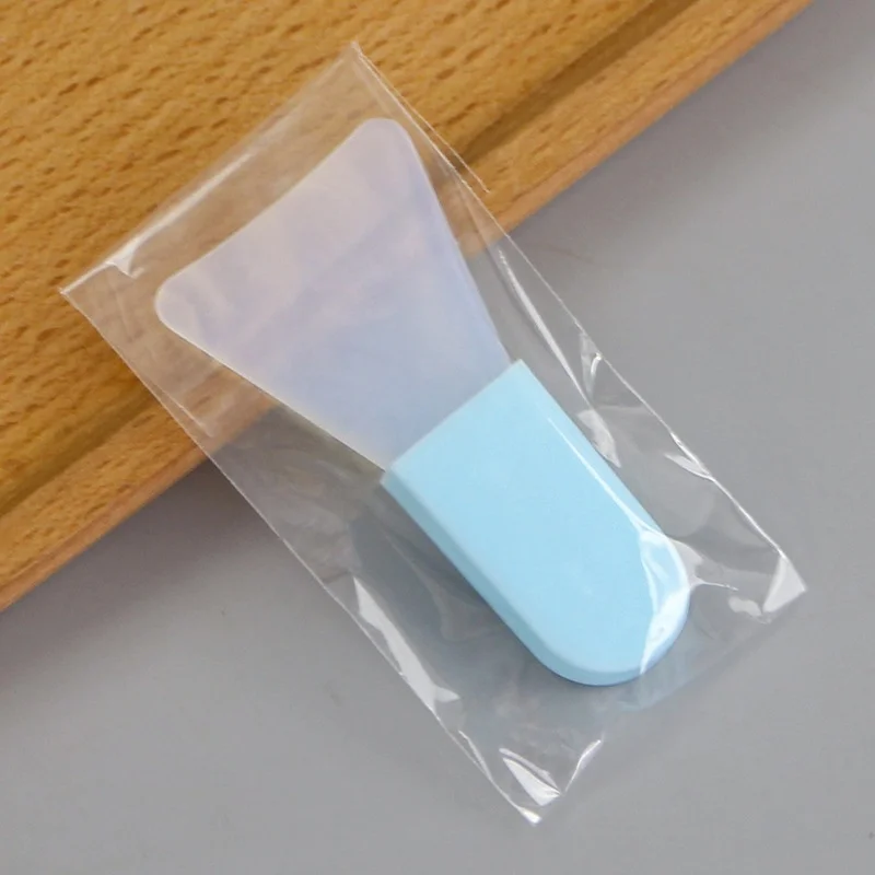 Blue shovel