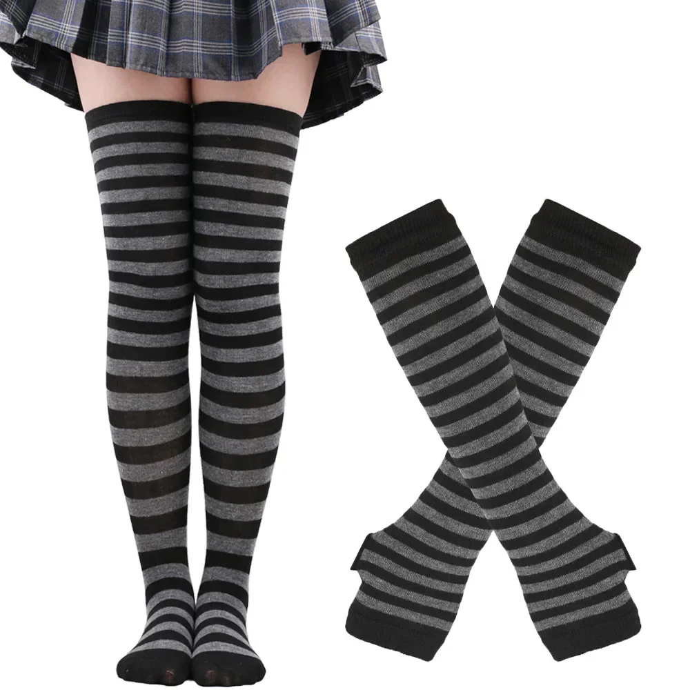 Grey black stripe 4