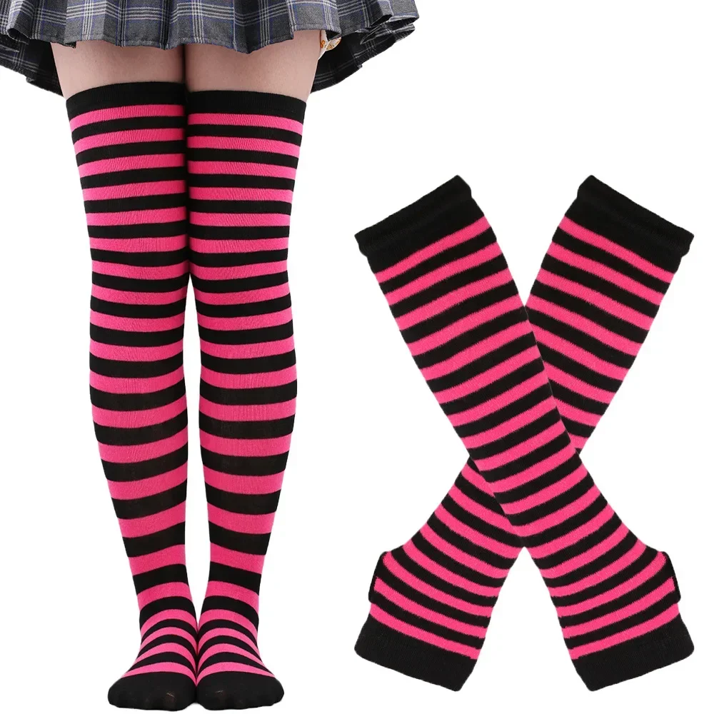 Rose red black 7