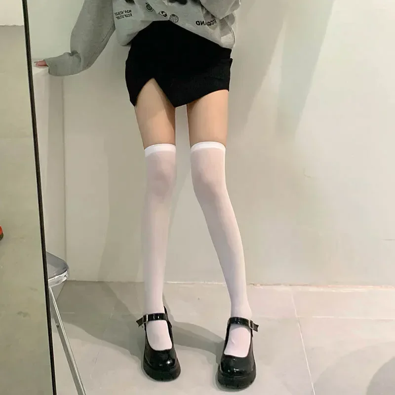 White velvet 50cm