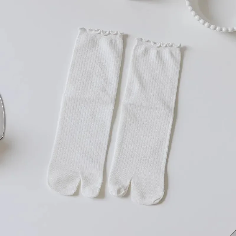 1pair-white
