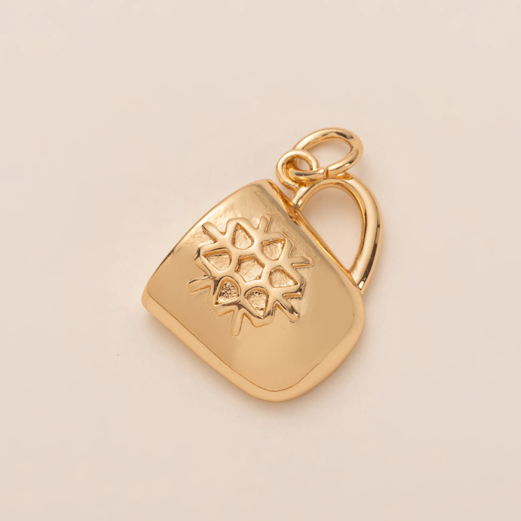 pendant17