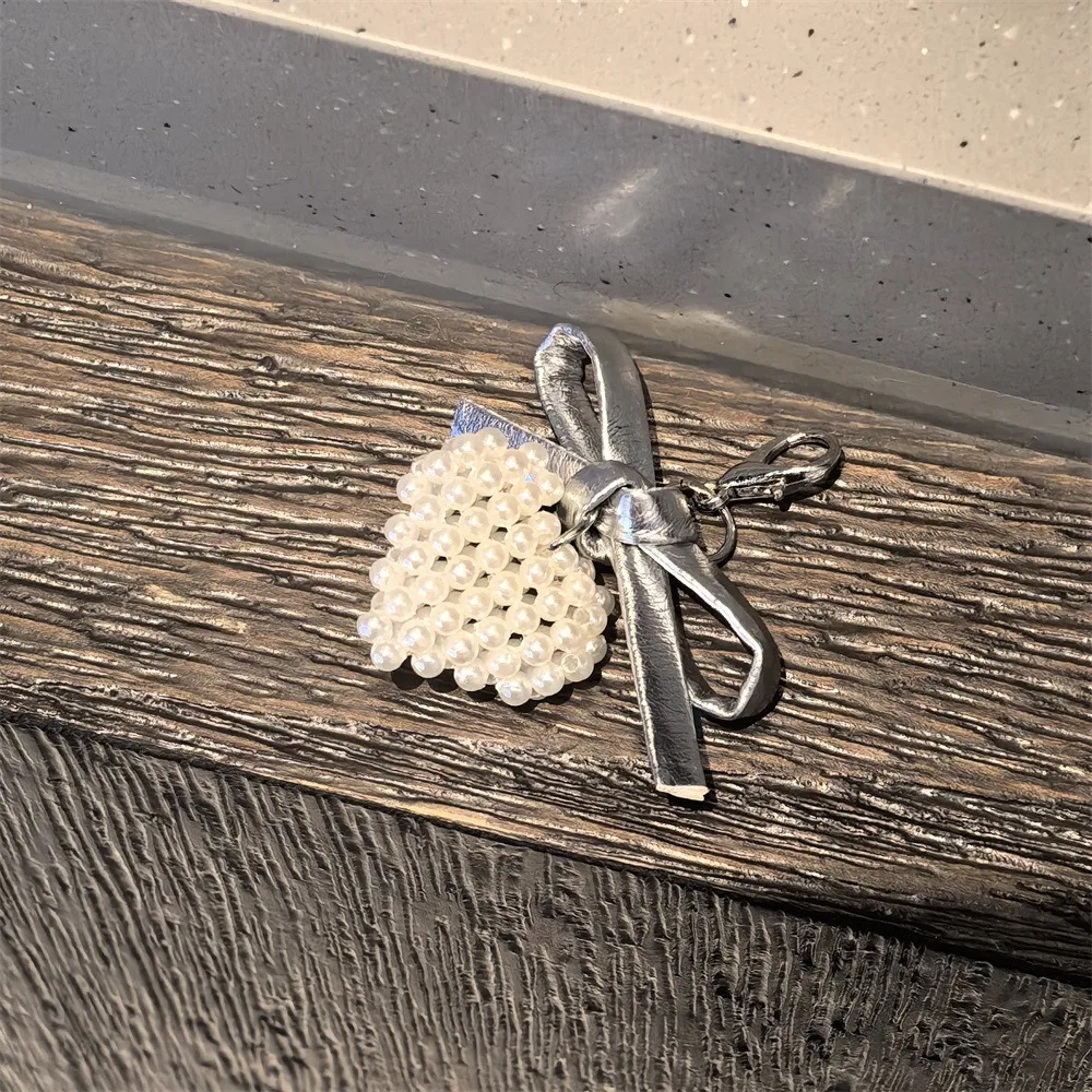 Silver Heart Pearl