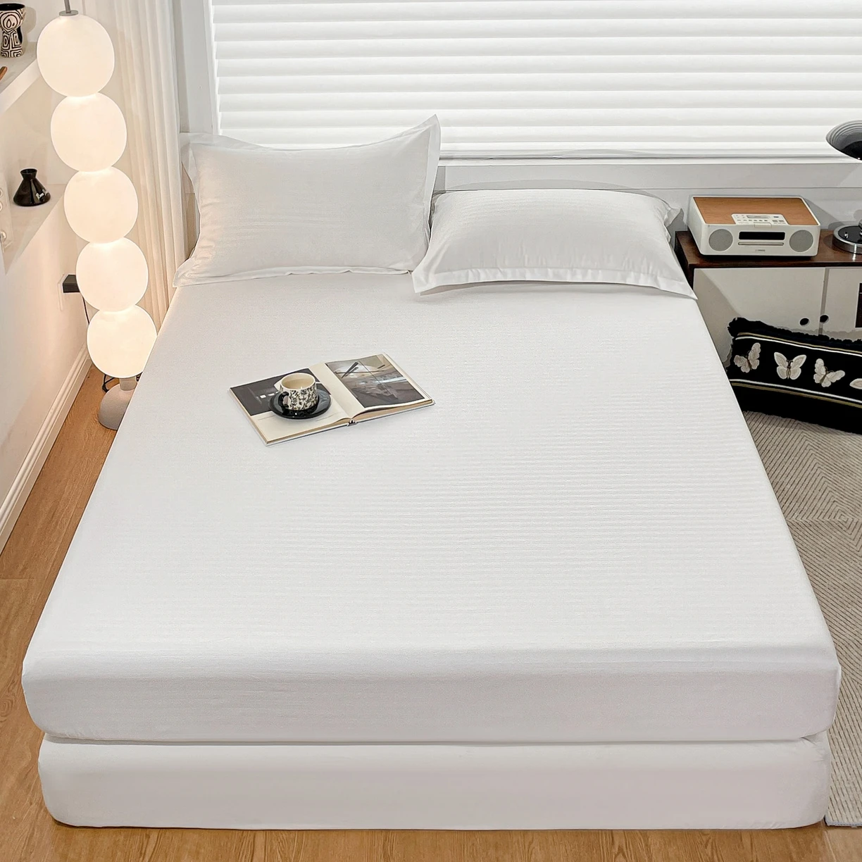 Stripe - White