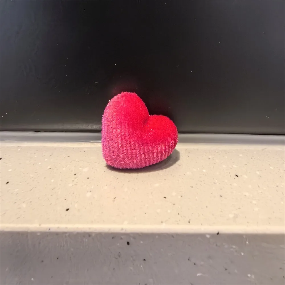 Rose red heart