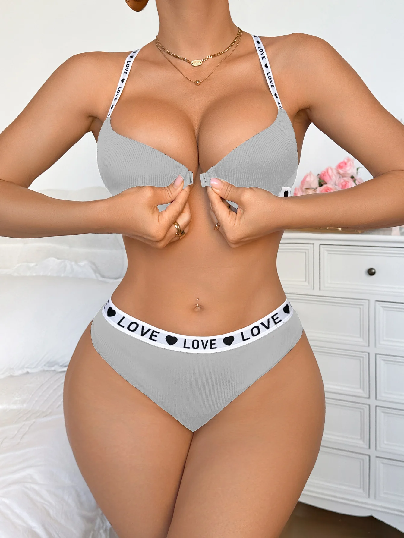 GRAY