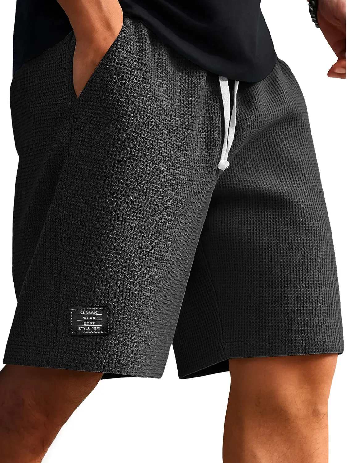 2-033 Black